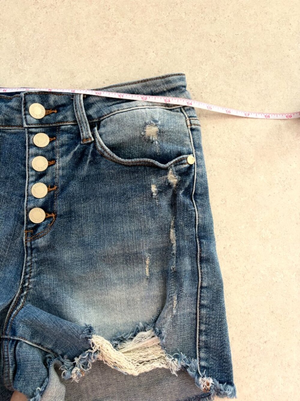 Judy Blue Women's Cut Off Jean Shorts Distressed Size Medium - Picture 4 of 8